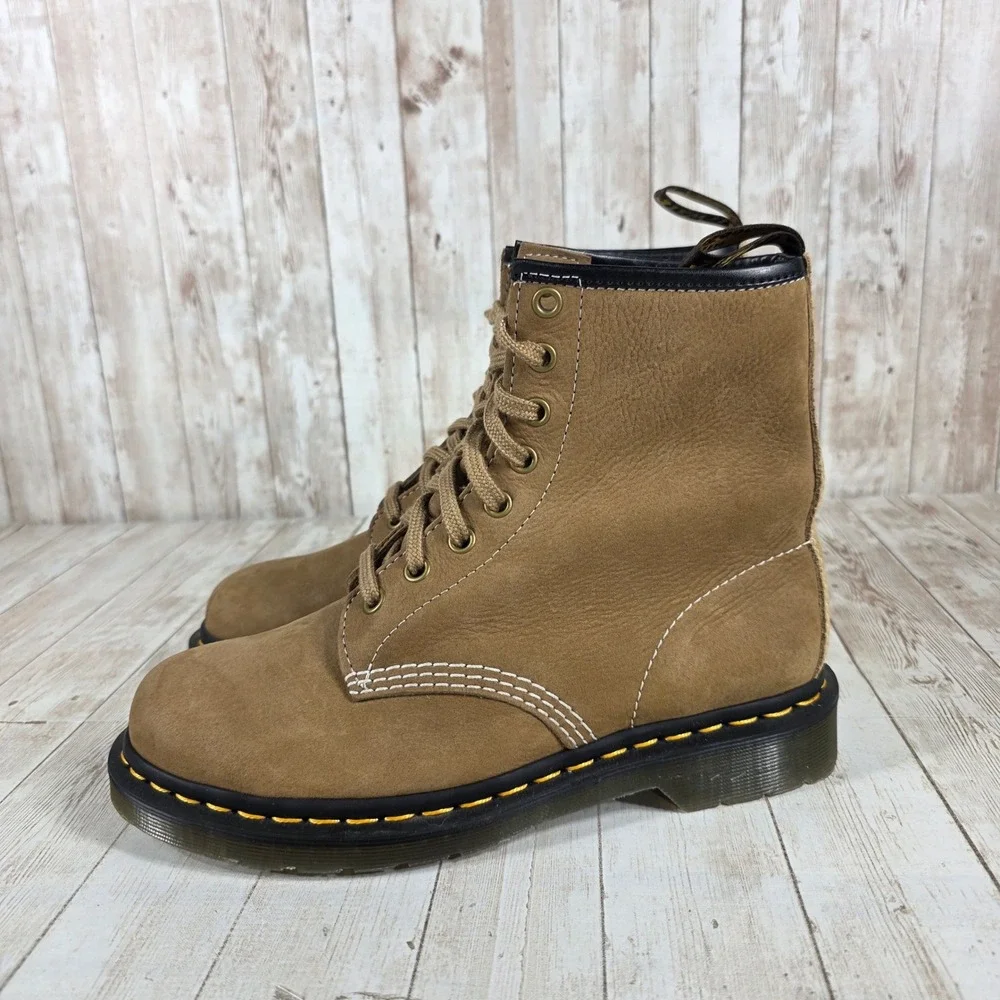 Dr Martens 1460 Tan Suede Leather Lace Up Boots Womens Size 6 M 7 L 31695_2
